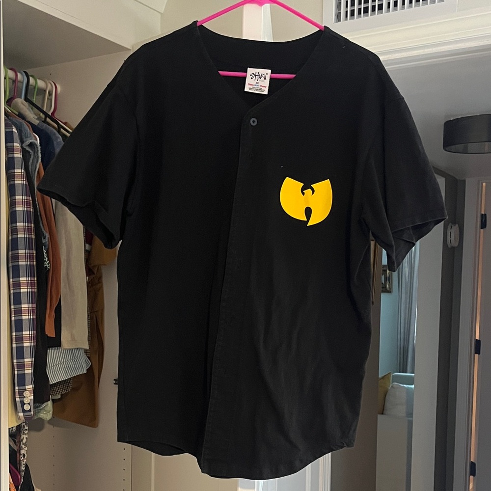Black Men’s Shirt with Wutang Logo